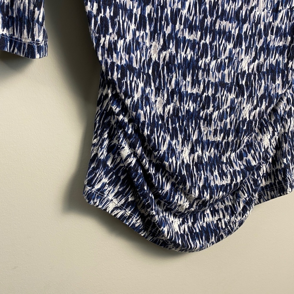 Rose & Olive Women's 3/4 Sleeve Blue/White Stretchy Tunic Top Size Medium - Picture 7 of 13